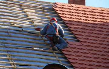 roof tiles Throcking, Hertfordshire